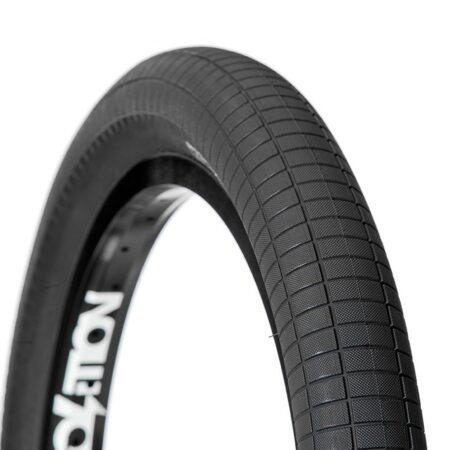 tire-hammerhead-S-street Llanta Demolition Hammerhead S