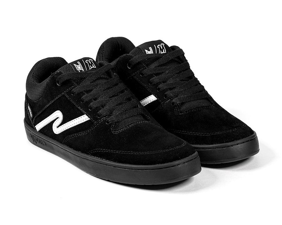 Hybrid - Low Negro/Negra
